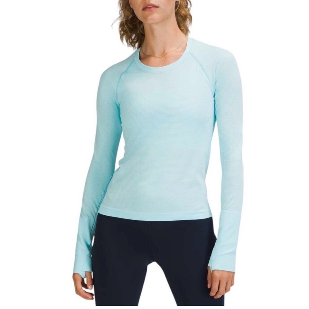 Lululemon Swiftly Tech Long Sleeve Shirt 2.0 *Race Length Icing Blue